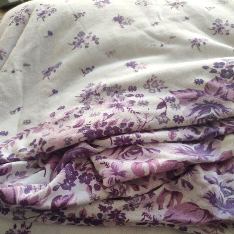 KAIN KILOAN KAOS PRINTING MOTIF BUNGA UNGU UTUH