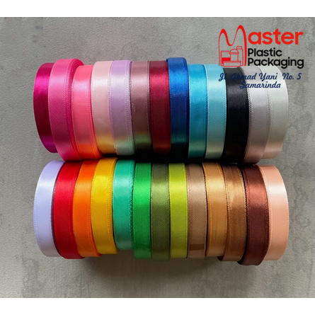 

Pita Satin Warna Warni - 1 Pcs