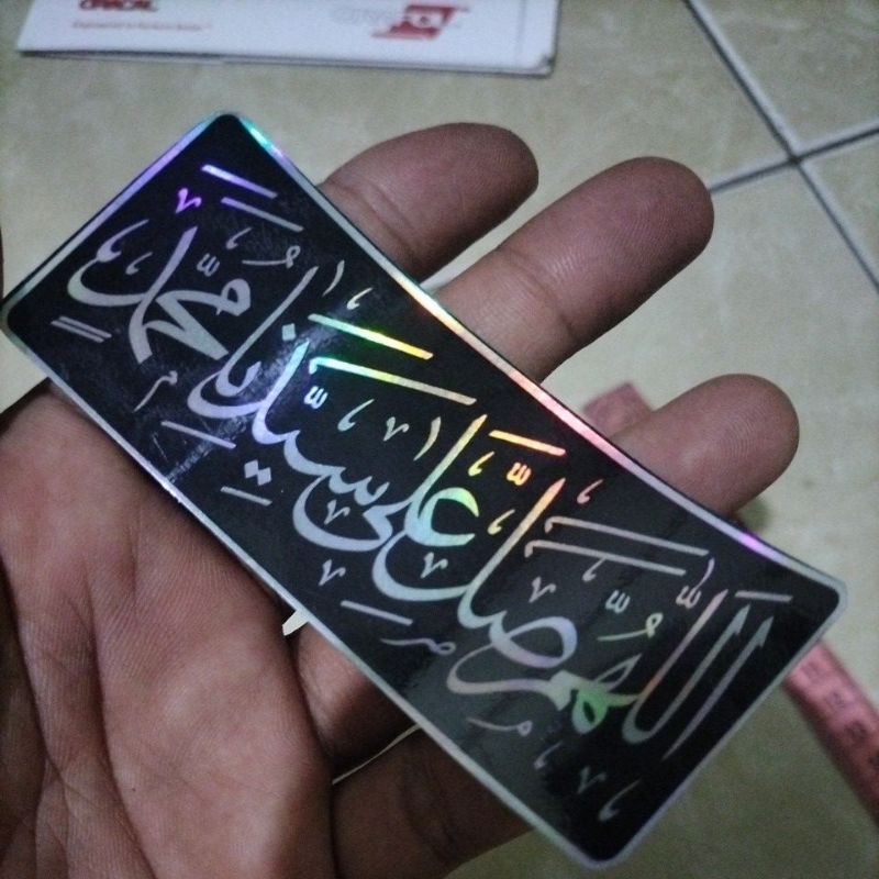 

Stiker Sholawat Bahan Hologram ukuran 10cmx4cm