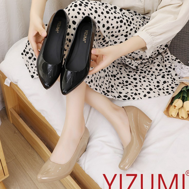 Jejak Keindahan Sepatu Wanita Kerja Jelly Hak  Sepatu Wanita Jelly Wedges Yizumi l L57