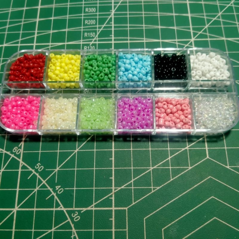 set manik manik box. manik manik pasir./DIY manik manik. paket payet pasir