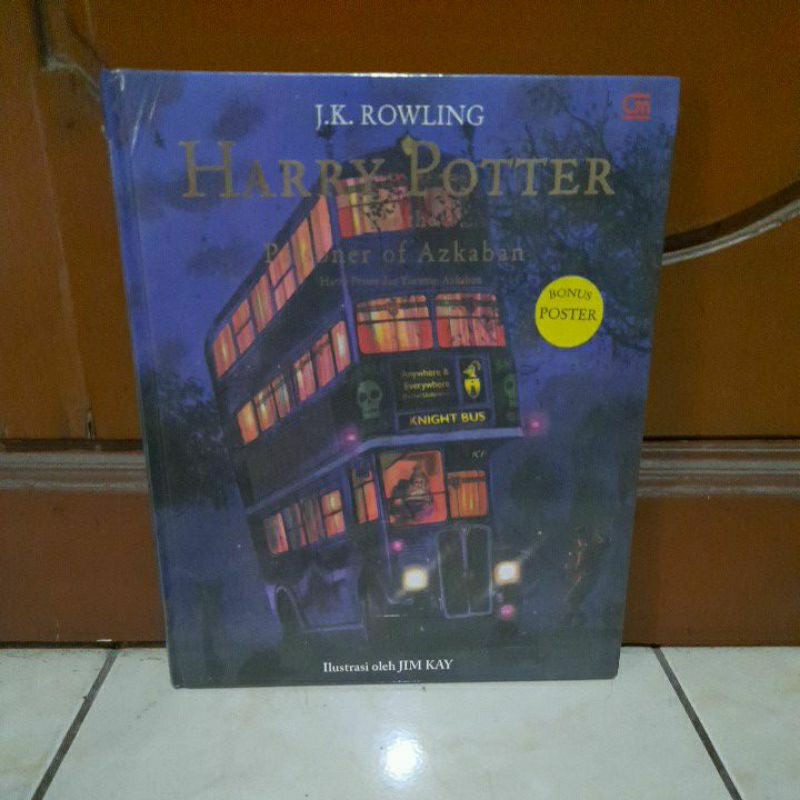 

Harry Potter and The Prisoner of Azkaban edisi Ilustrasi