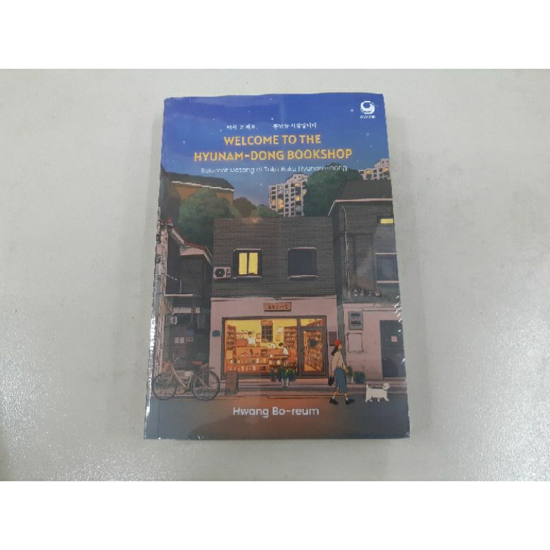 Novel Welcome To The Hyunam-dong Bookstore (Selamat Datang di Toko Buku Hyunam-dong)