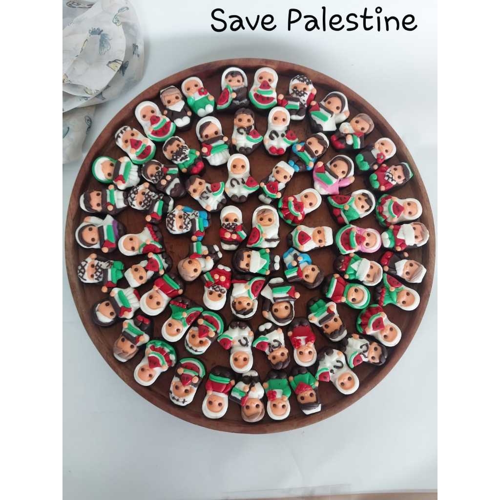 

Cokelat Karakter SAVE PALESTINE