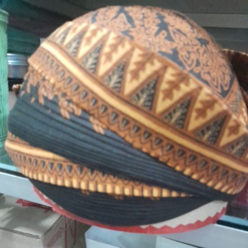 BLANGKON SOLO PERBAWAN