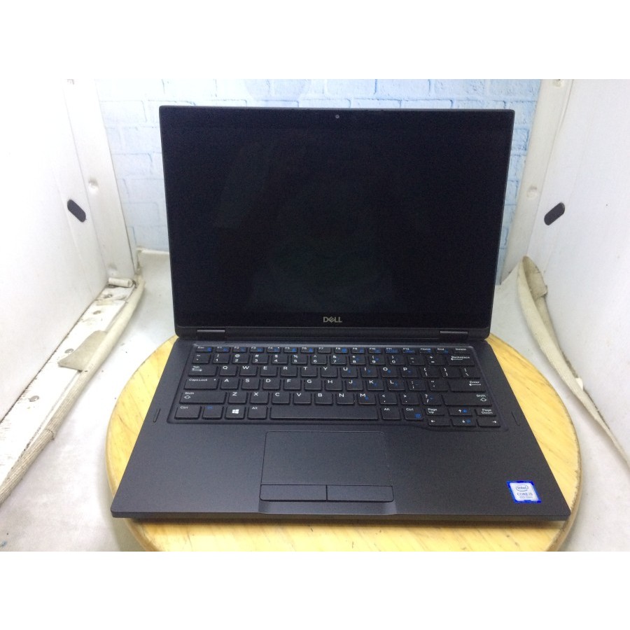 Laptop Dell latitude 7390 2 in 1 i5 8250u Ram 8GB SSD Murah