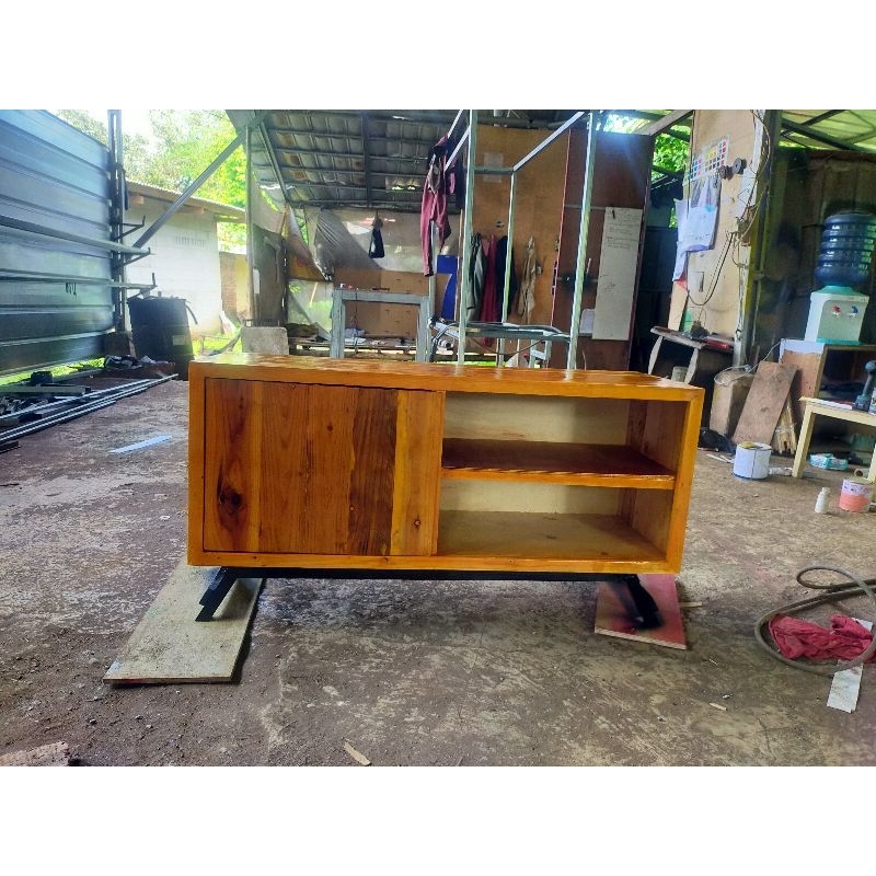 Bupet/Meja Tv minimalis