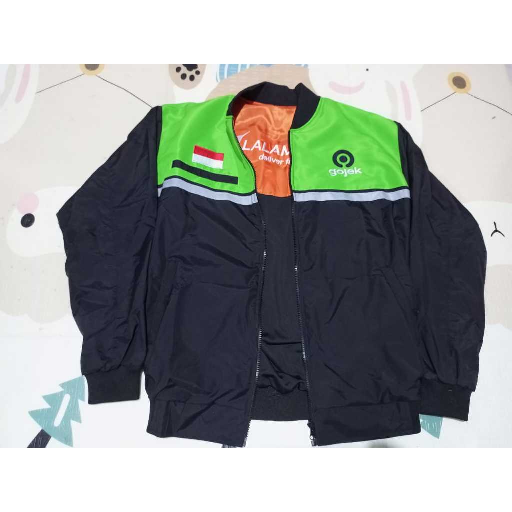 JAKET LALAMOVE BOLAK BALIK GOJEK JAKET BUNGLON GOJEK LALAMOVE JAKET TOURING BOLAK BALIK GOJEK DAN LA