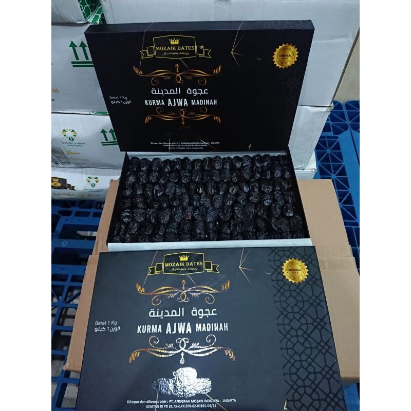 

Kurma Ajwa