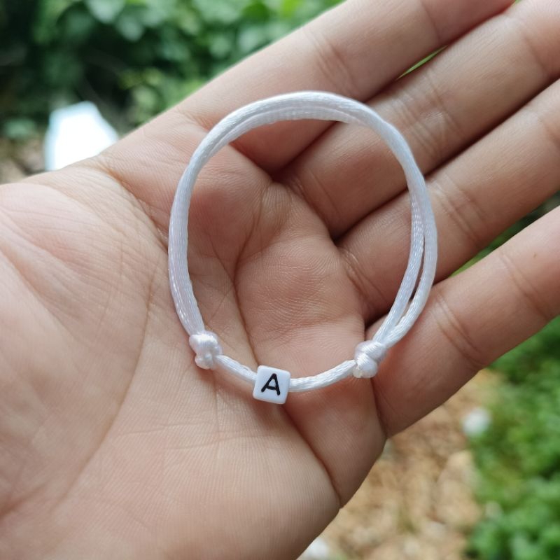 Gelang inisial nama Gelang tali satin Gelang huruf Gelang tali Gelang satin