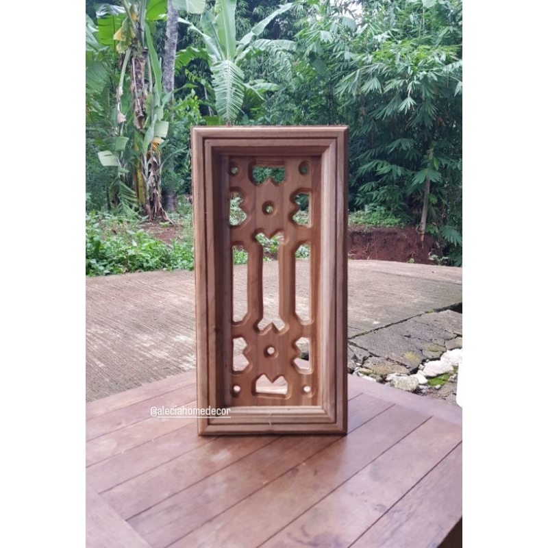 Loster Minimalis Model Salur Jati