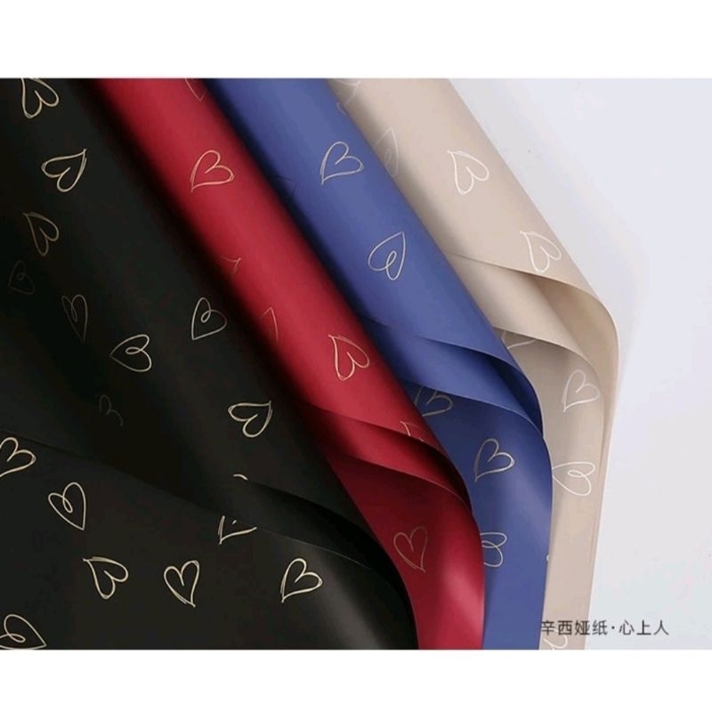 

Kertas Cellophane motif love