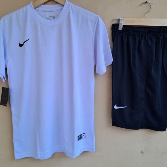 Diskon BAJU OLAHRAGA OUT DOR POLOS one set Jersy Futsal SEPAK BOLA BADMINTON VOLLY VOLI JOGGING LARI