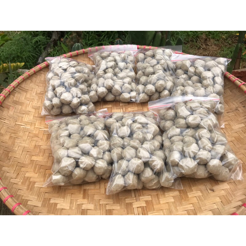 

JUN Bakso Sapi Kecil Isi 100 Butir Gratis Bumbu Kuah #Homemade