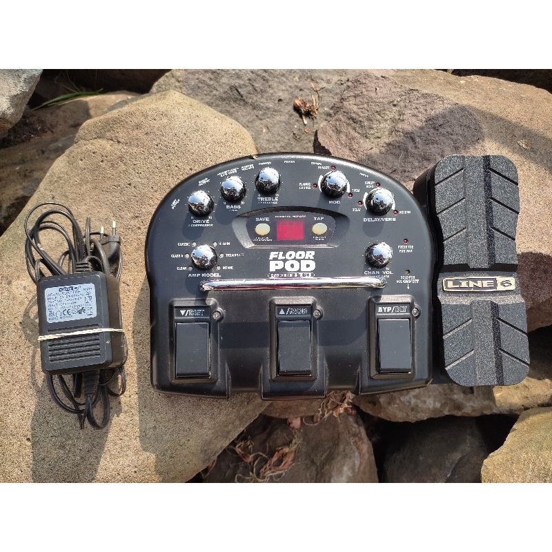 EFEK GITAR LINE 6 FLOOR