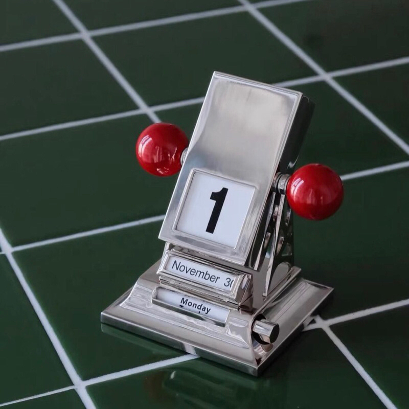 

Kith Manual Calendar Kalender Aesthetic