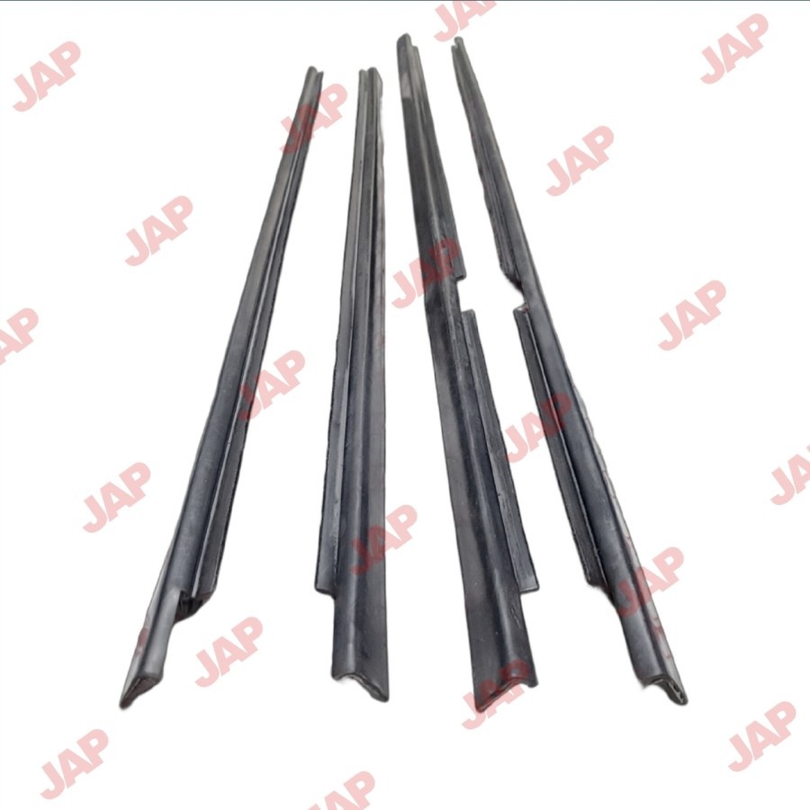 Karet Pelipit Lis List Pintu Kaca Mobil Kuda Short Long Luar