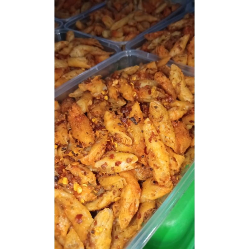 

kulit lumpia pedas daun jeruk (kulpi) 100grm