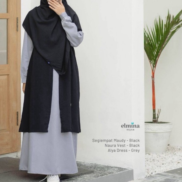 NEW Elmina Naura Outer Vest Black Hitam Cardigan Pastel Tanpa Lengan Terbaru 224 Simple Minimalis Bi