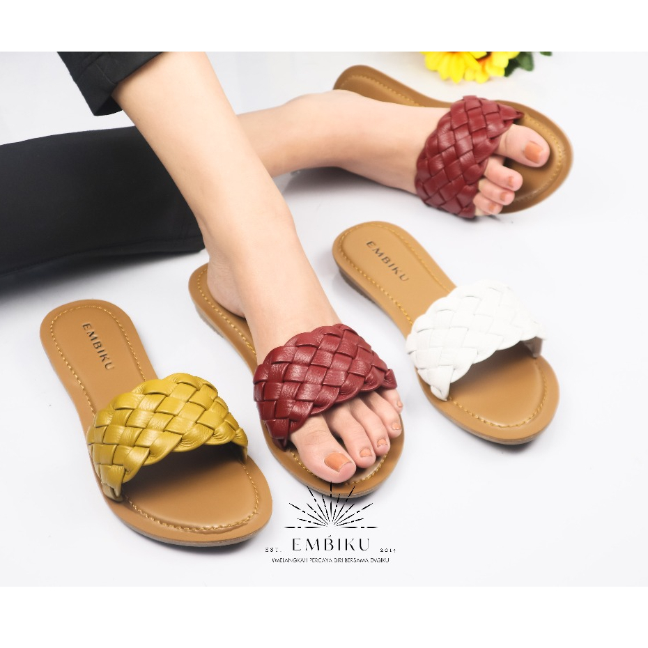 Embiku Thuby 7 Sandal Wanita Flat / Teplek Kulit Asli - Sandal Kulit Wanita