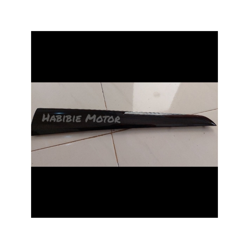 Panel Doortrim Innova Reborn Original Type Venturer Warna Hitam Glossy Kayu