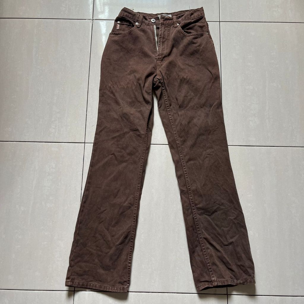 GUESS. Preloved Celana Jeans Cewek Original Bekas Nominus Ukuran S