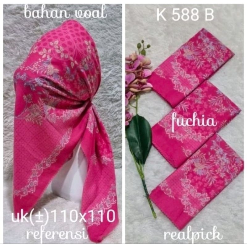 HIJAB SEGI EMPAT VOAL MOTIF BUNGA FUCIA KOMBI CREAM DENIM