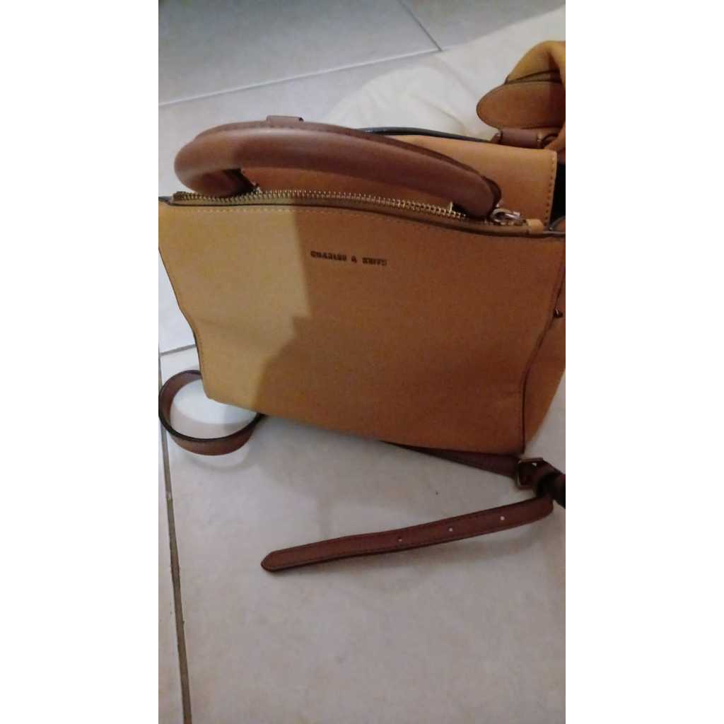 Tas Wanita by Charles and Keith /preloved