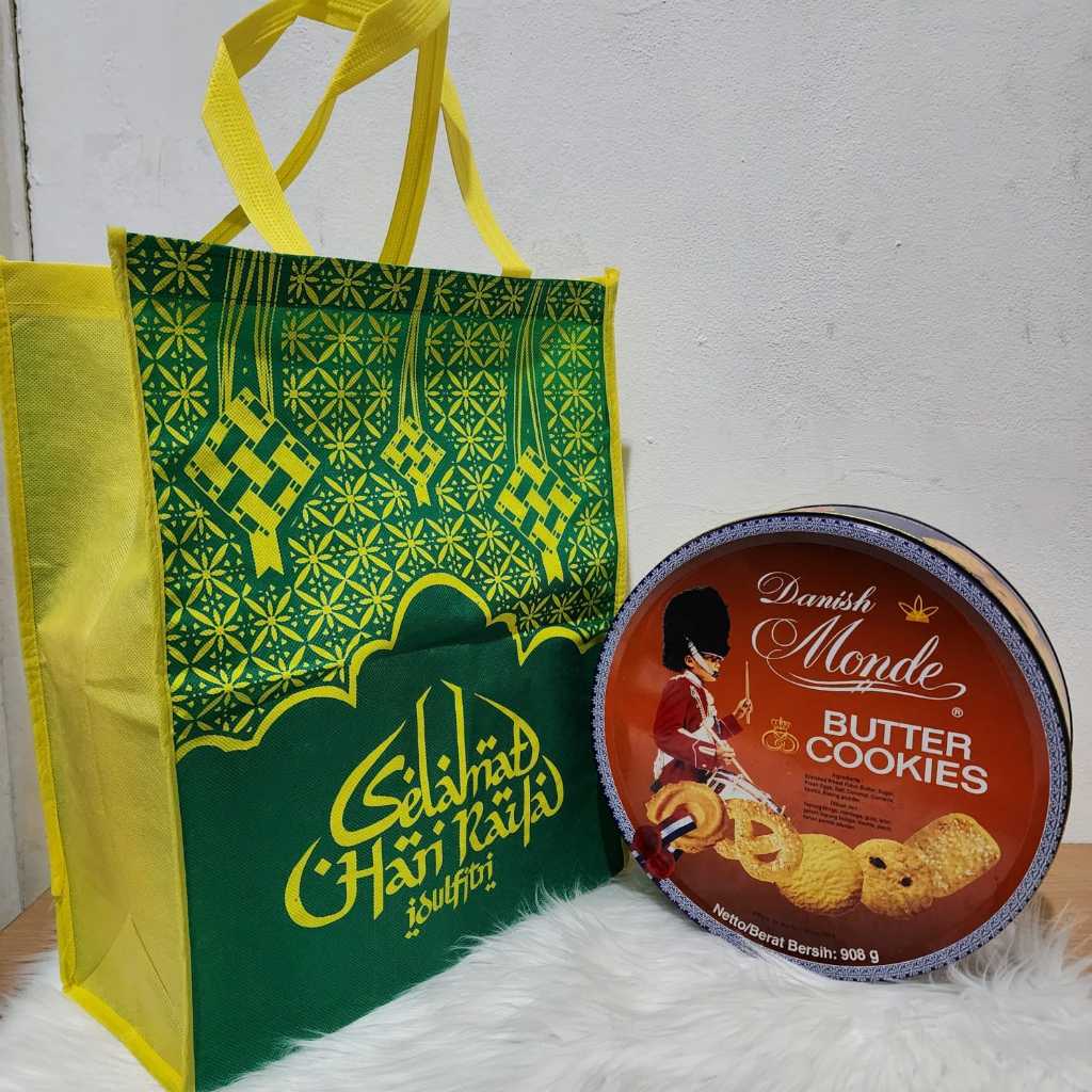 

Goodie Bag Tas Idul Fitri Tas Hantaran Lebaran Tebal Full Jahit Tapak Alas Bawah Murah Berkualitas