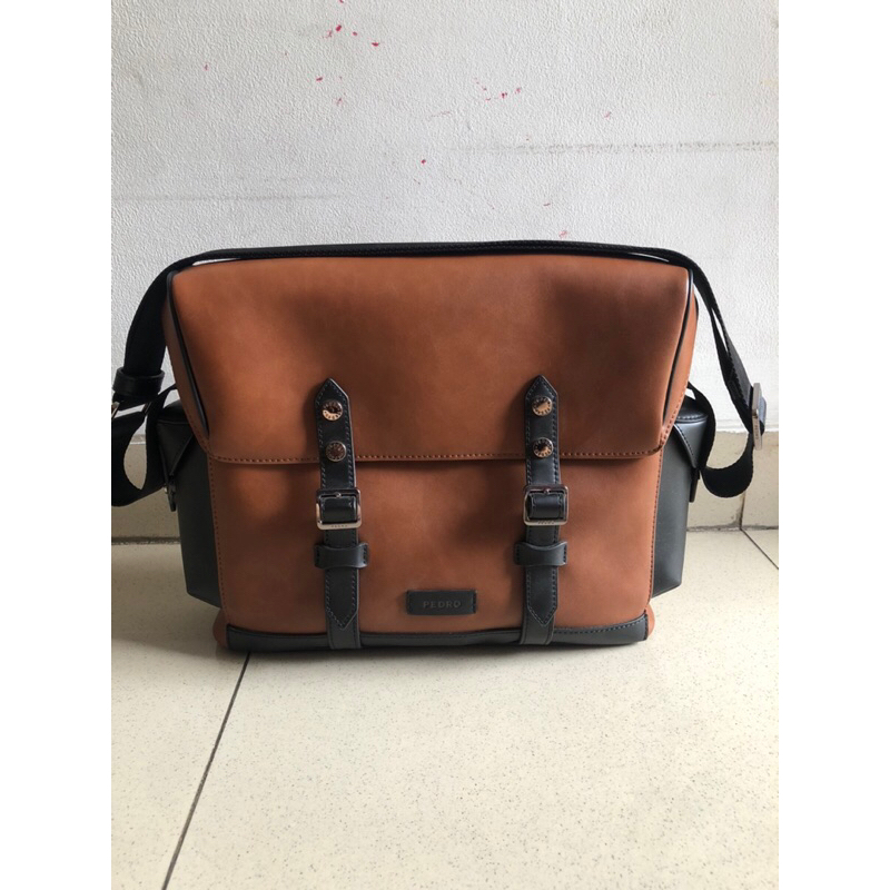 Tas selempang pria PEDRO
