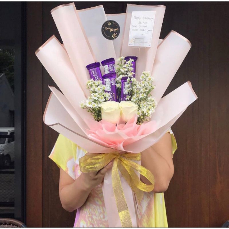 [BUNGA ASLI] Buket Coklat | Buket Bunga fresh | Buket Money | buket wisuda | buket lamaran | buket k