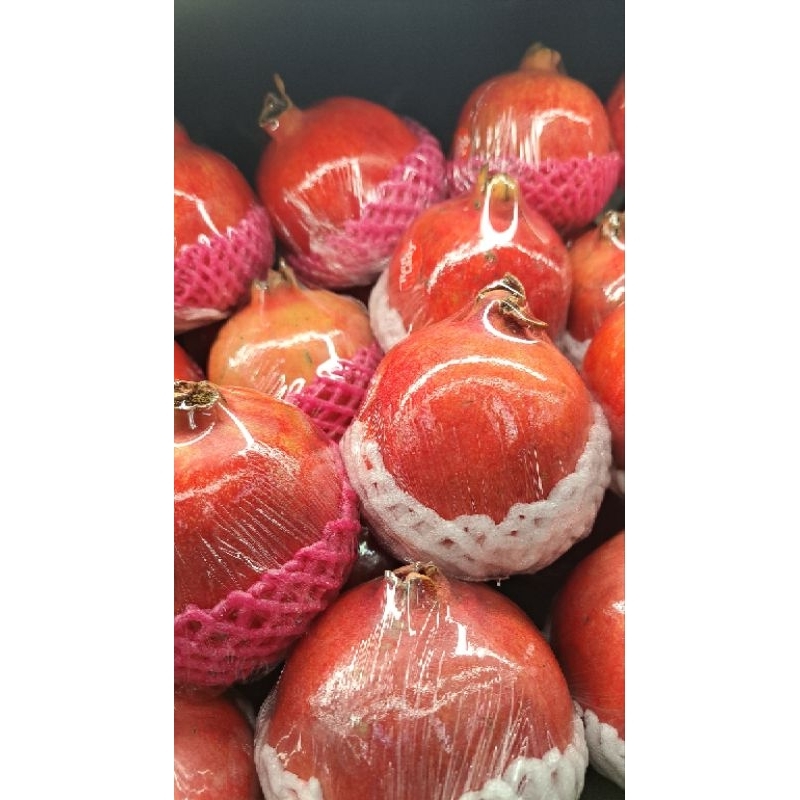 

Delima Red Lady India Manis 1 Kg