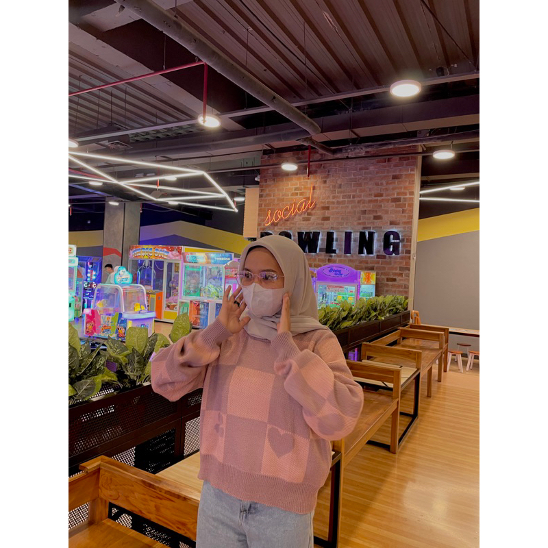 SWEATER RAJUT LOVE FLOWER