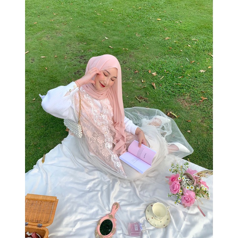 NEW AVEA OUTER  OUTER ROMPI  OUTER KEBAYA MODERN