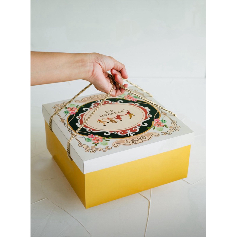 

(MIN 5 pcs) box lebaran, hampers idul fitri eid mubarak 25x25cm, kotak hampers cake donat spiku