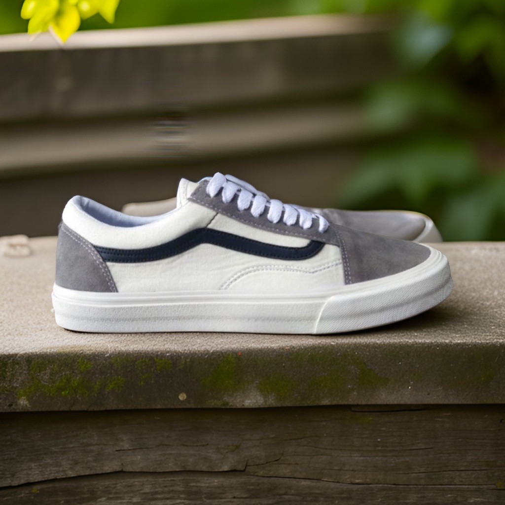 Sepatu Sneaker Cowok Kanvas Cream Grey Ukuran Jumbo Besar Big Size