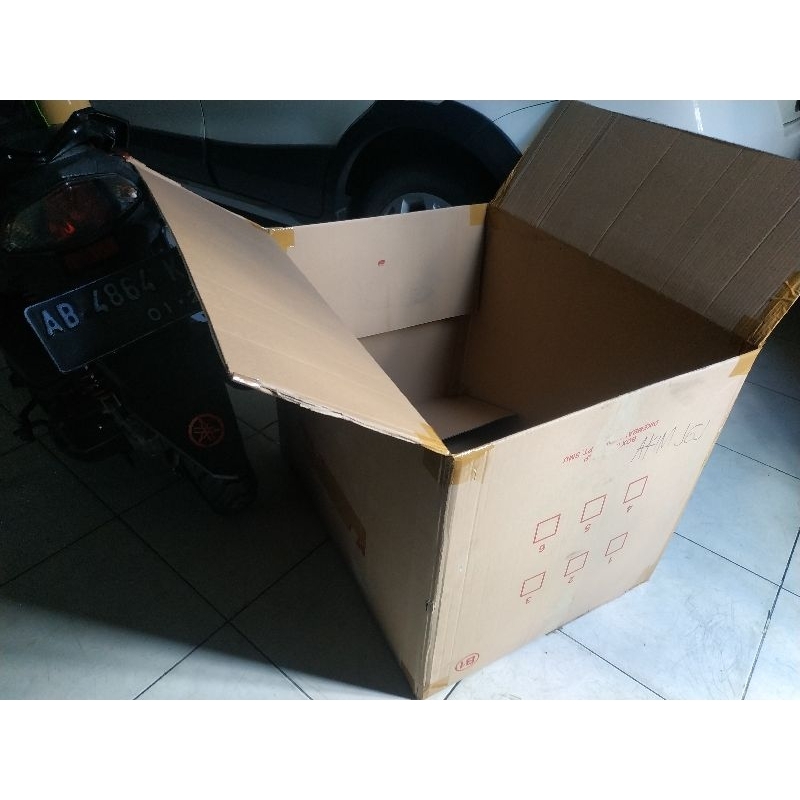 

kardus box besar