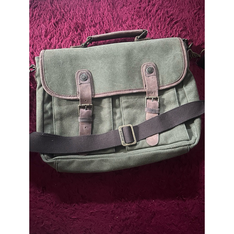 Zapatos Tas Selempang Pria Preloved / tas bekas