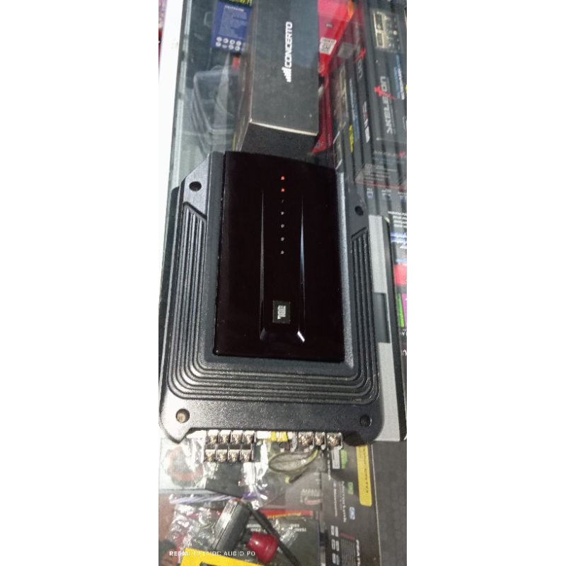 Power mobil 4 ch JBL  GX-A604 ( second like new )