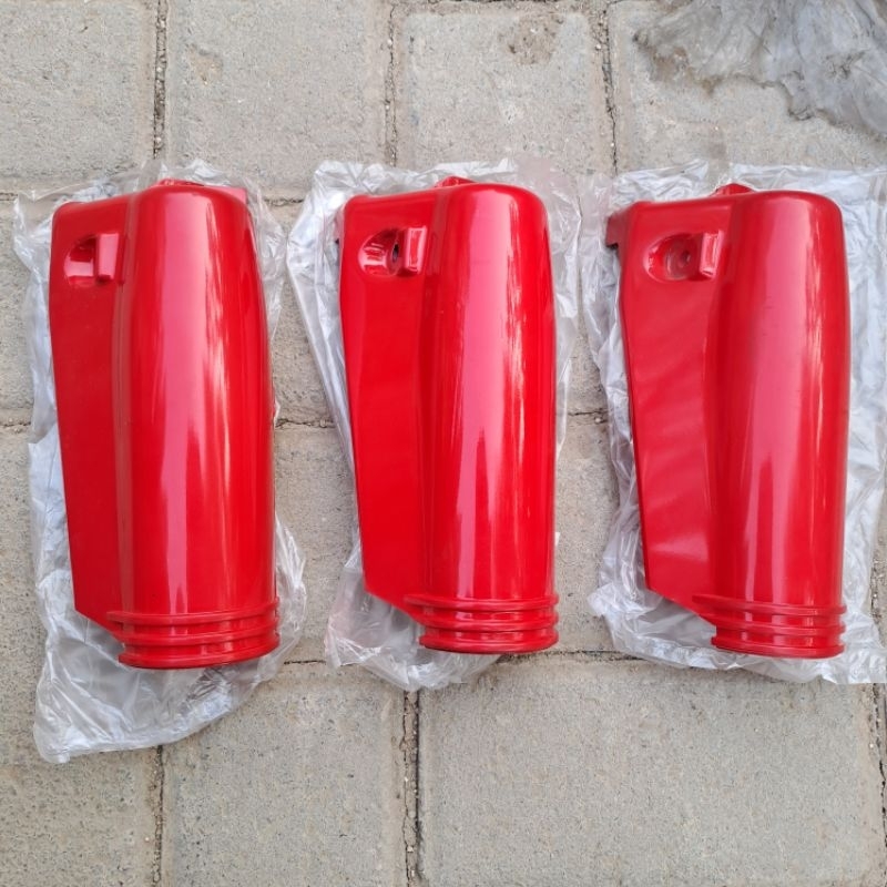 COVER TUTUP SKOK SHOCK DEPAN KANAN YAMAHA ALFA 3AY ORIGINAL NOS