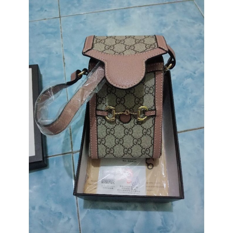 Tas selempang gucci