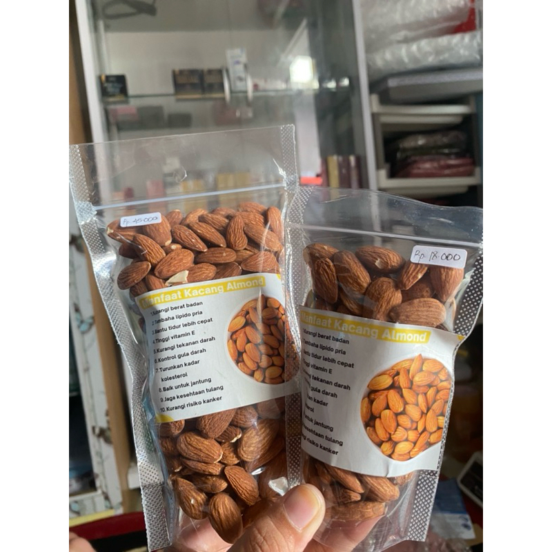 

Almond - Kacang almond