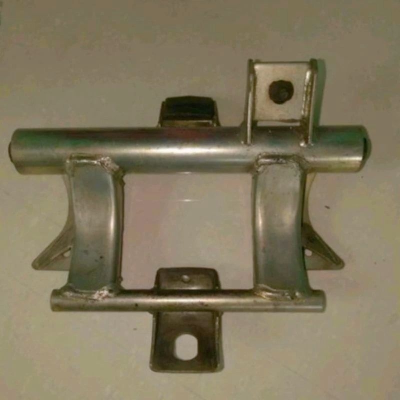 MOUNTING AYUNAN SASIS BEAT FI SCOOPY FI VARIO 110 FI KODE PART K25 ASLI COPOTAN HONDA ORIGINAL