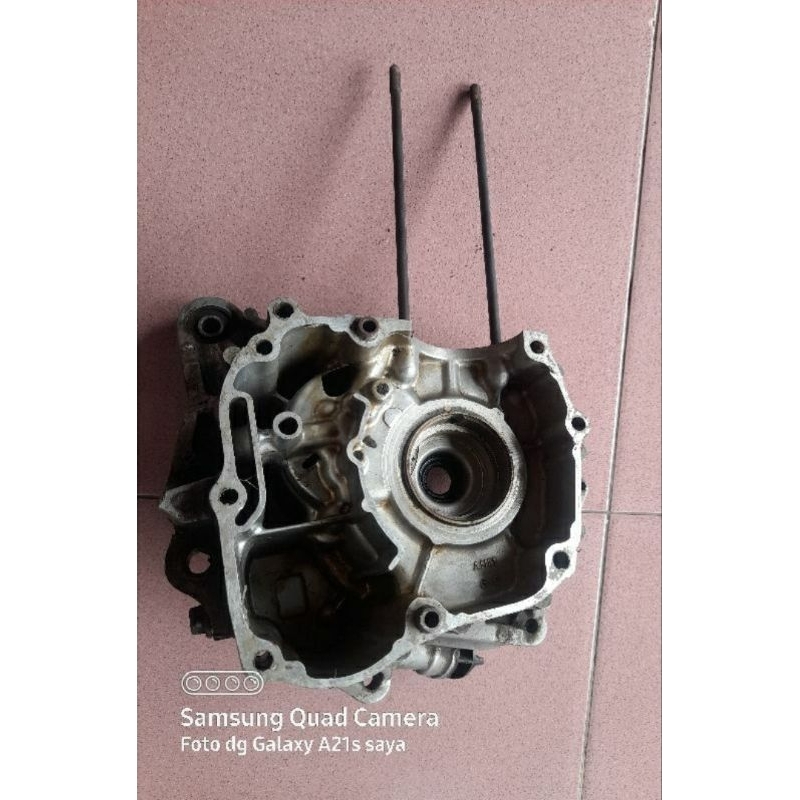 krengkes kalter crankcase rengkes kanan beat fi stater kasar kzl original