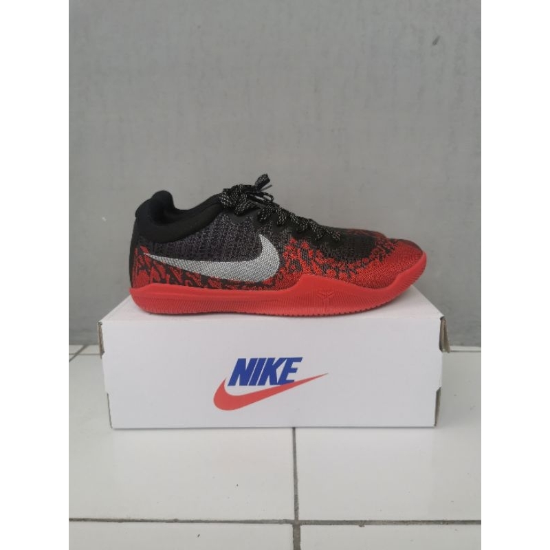 KOBE MAMBA RAGE ANTHRACITE