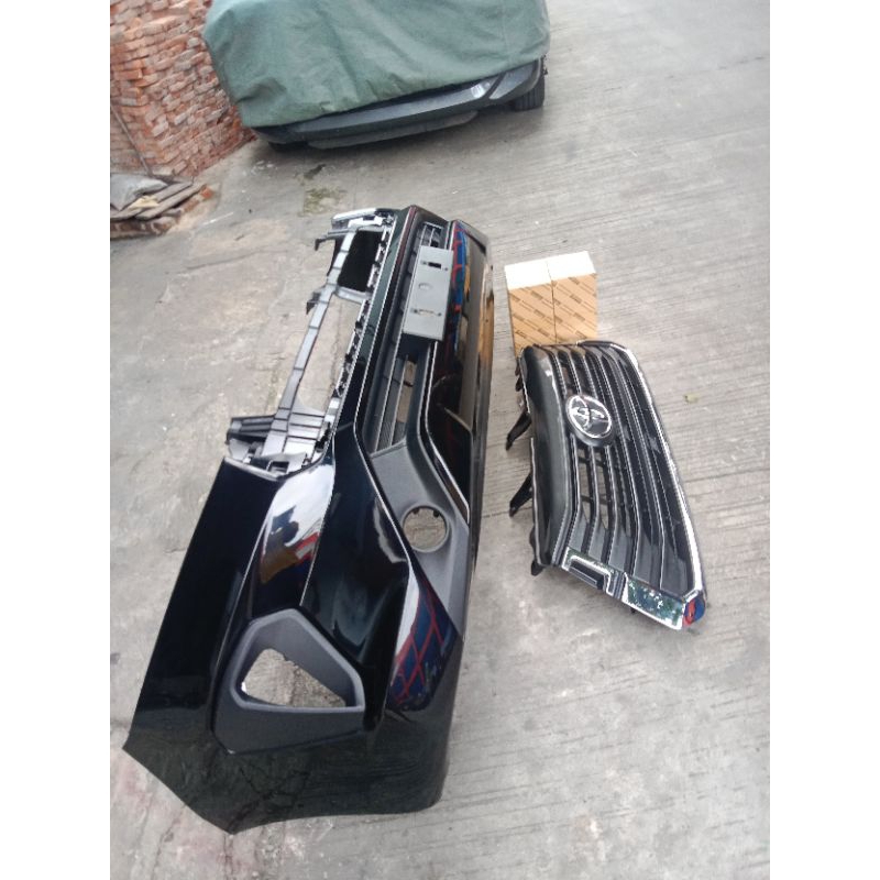 bemper innova reborn facelift 2022 plus bodykit depan belakang