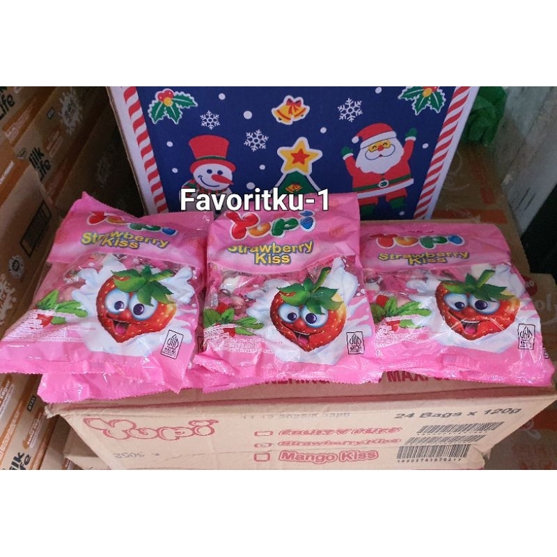 

Yupi Strawberry Kiss 1 Bungkus 120 g