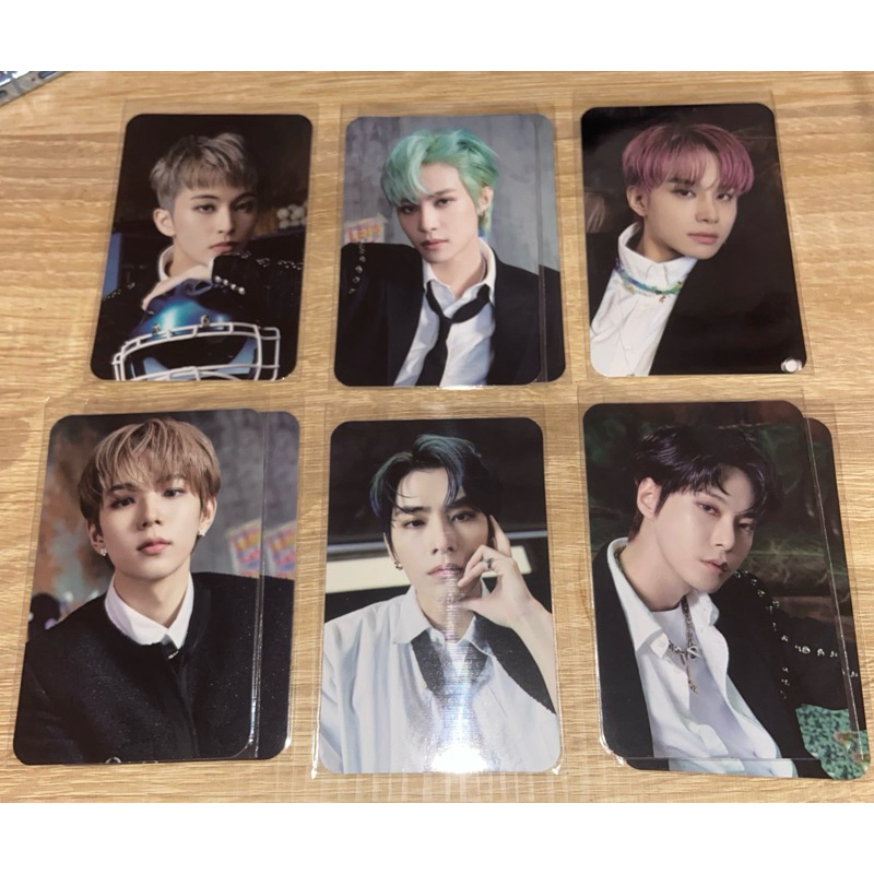 NECKLACE PHOTOCARD LETS PLAY BALL UNIVERSE NCT U