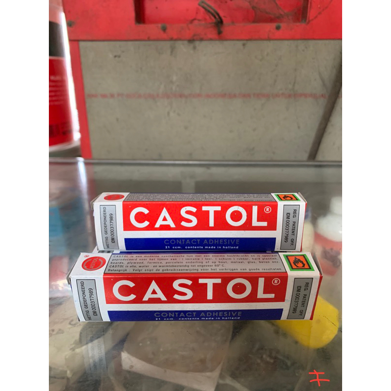 

Lem Castol