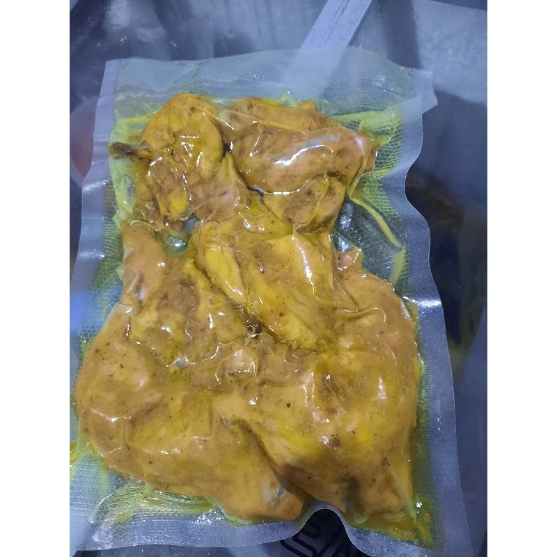 

Ayam Ungkep Bumbu Kuning 1 ekor Potong 8 sudah termasuk sambal